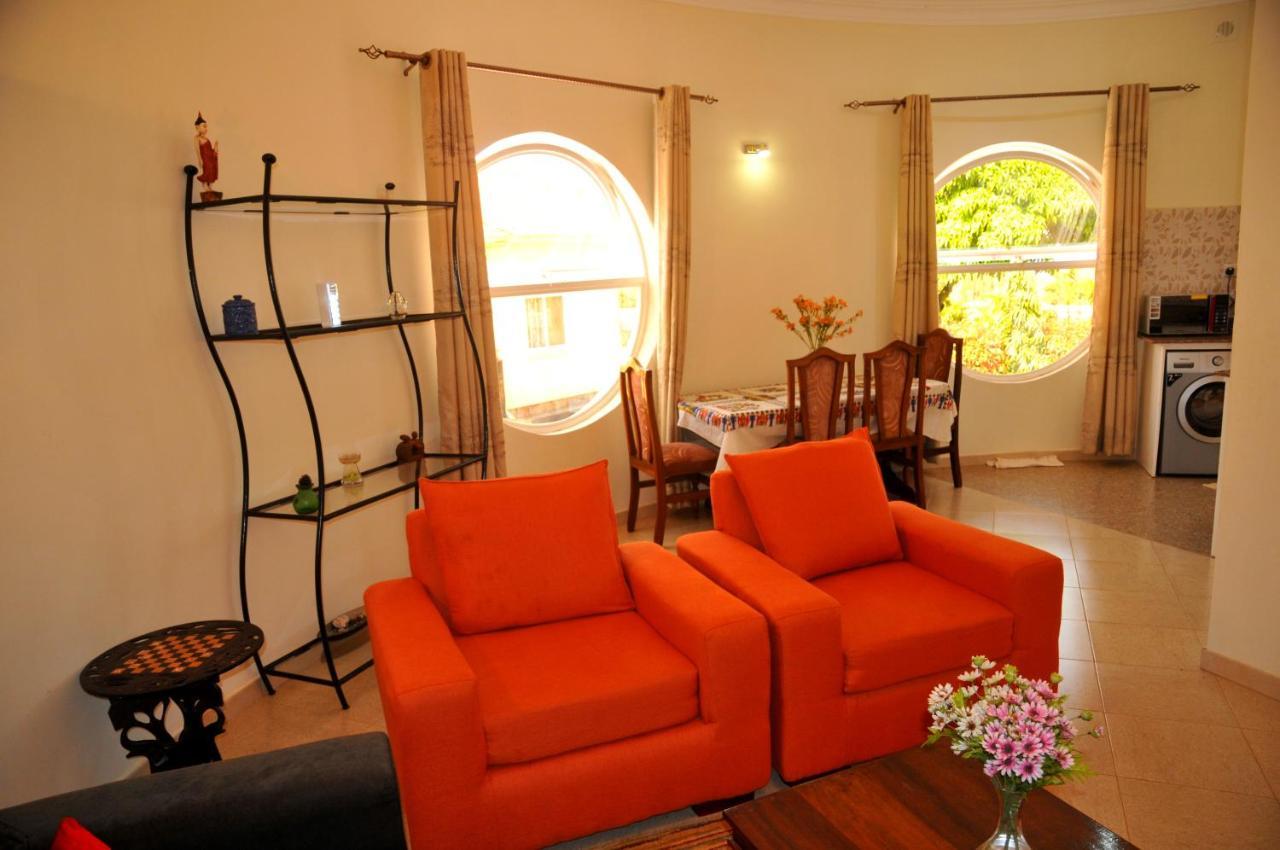 אנטבה Victoria Lake View Guesthouse & Safaris מראה חיצוני תמונה